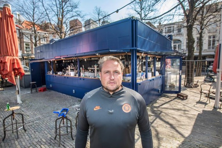 Boete voor eigenaar Haags café na uit de hand gelopen coronafeestje