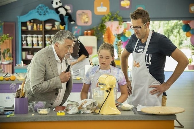 Televisierecensie: Bakkertjes met ‘heul veul’ talent bij tante Janny en ome Robèrt