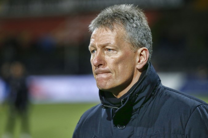 Heracles-trainer Wormuth heeft corona: ‘Vrijdag testte ik nog negatief, wat is er gebeurd?’