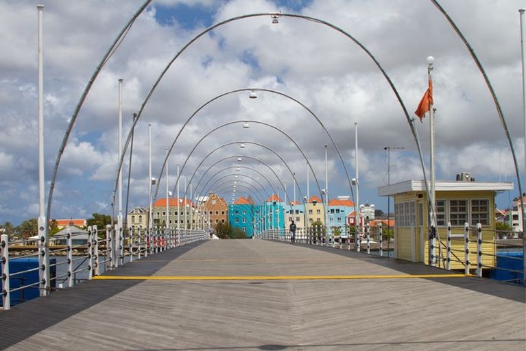Run op lastminute Curaçao na persconferentie Rutte