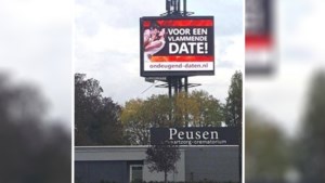 Crematorium in Echt onaangenaam verrast met uiting reclamemast ‘Voor een vlammende date!’ 