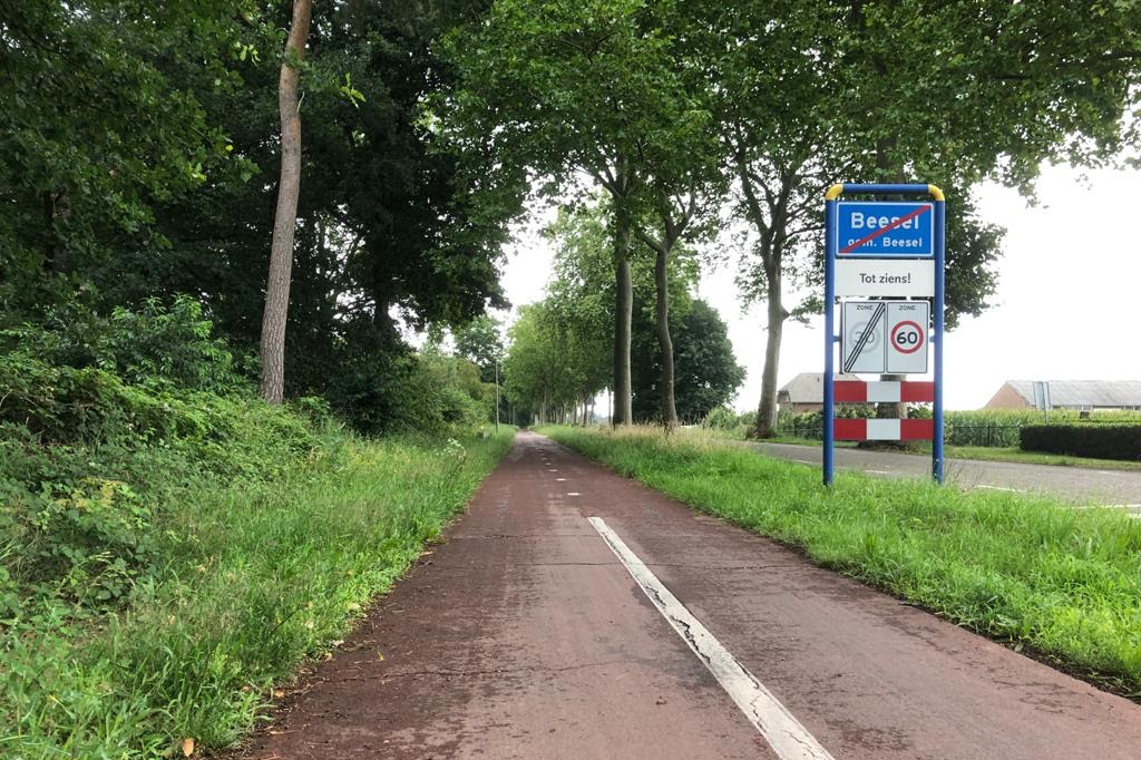 Vernieuwd fiets- en voetpad tussen Beesel en Reuver is ...