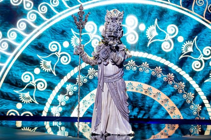 Heel Volendam wist het meteen: Jan Dulles zit in The Masked Singer