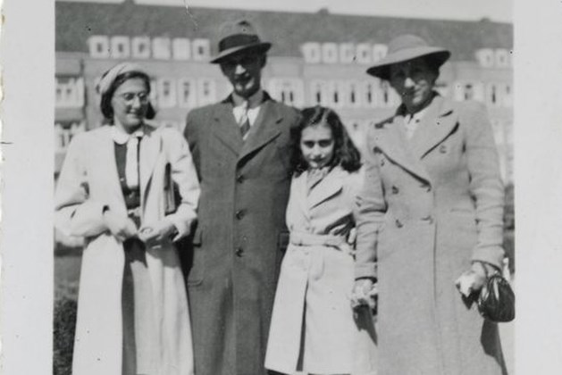 Margot en Anne Frank overleden eerder dan tot nu toe werd aa... - De