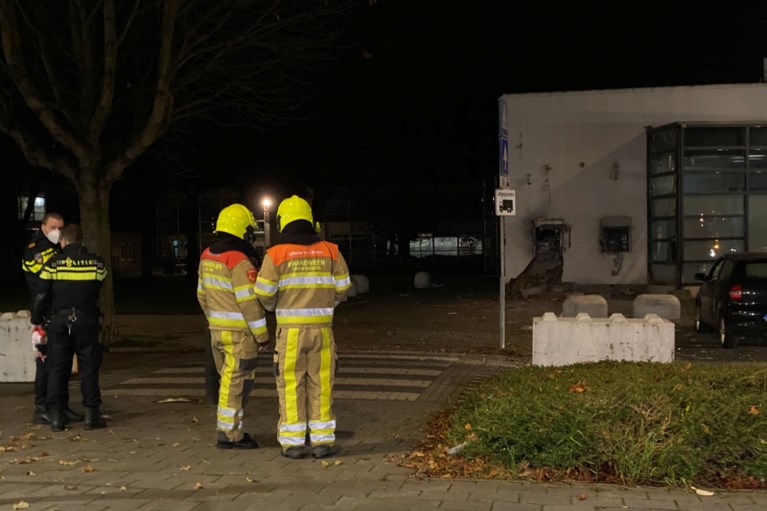 Plofkrakers blazen geldautomaat op in Maastricht