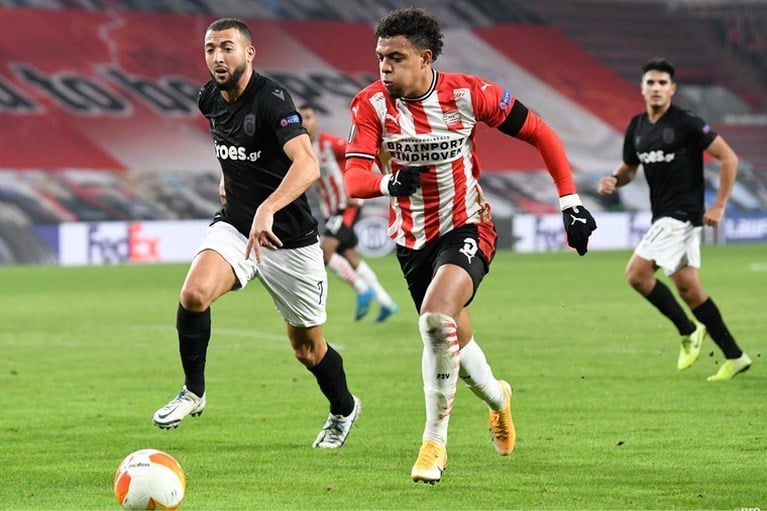 PSV boekt cruciale zege op PAOK na knappe comeback