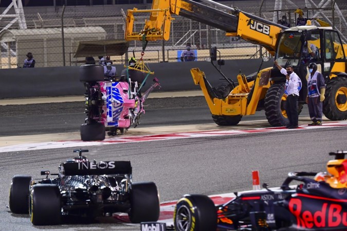 In schaduw van crash Grosjean is Verstappen volop in race voor plek twee in het WK