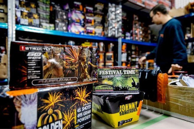 Winkeliers willen tóch vuurwerk verkopen en stappen naar de rechter