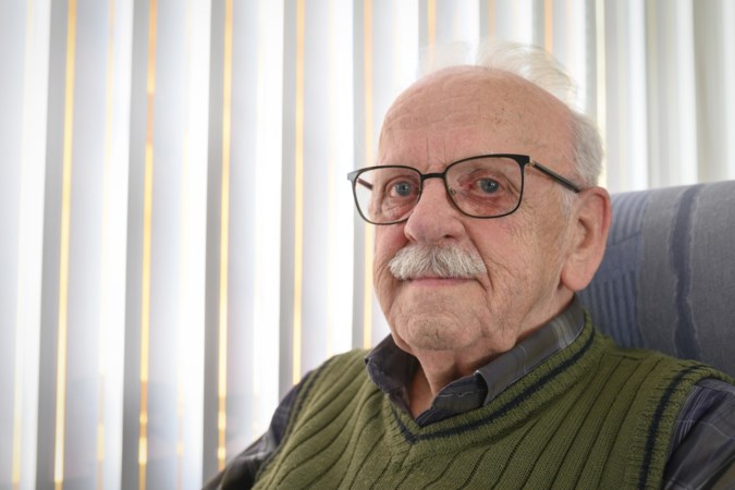 Begrafenisbode Hein Boertien (79) uit Kerkrade neemt afscheid na 40 jaar