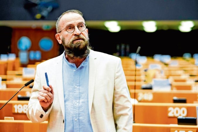 Hongarije veegt escapades Jozsef Szajer onder het tapijt: media melden niets over seksfeesten
