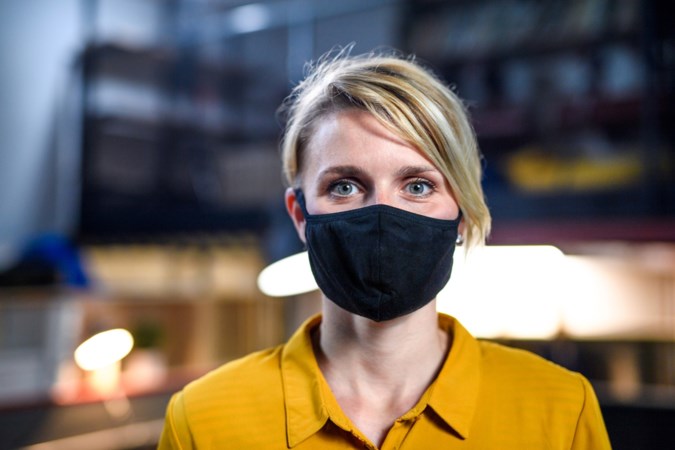 Huisartsen worden platgebeld met verzoeken om vrijstelling te krijgen voor het dragen van een mondkapje