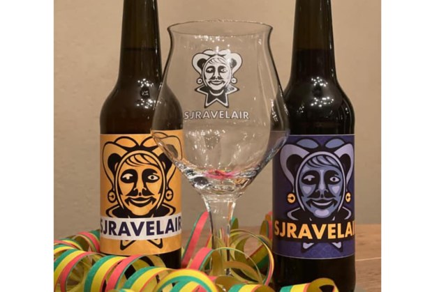 Carnavalsvereniging De Sjravelaire Genhout brouwt eigen bieren