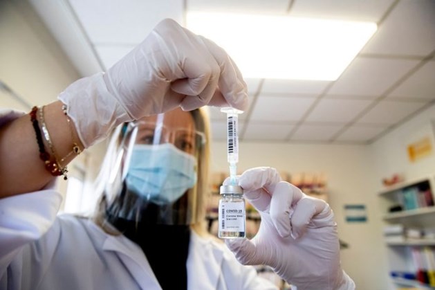 Dertig prikpoli’s om medewerkers verpleeghuizen te vaccineren