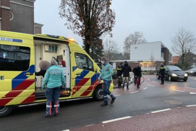Fietser lichtgewond bij ongeval op rotonde Weert - De Limburger Mobile