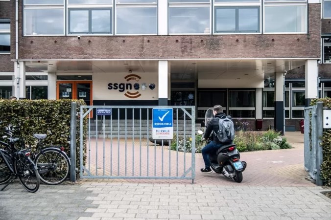 In Nijmegen: middelbare school met 1200 leerlingen dicht vanwege vele coronabesmettingen