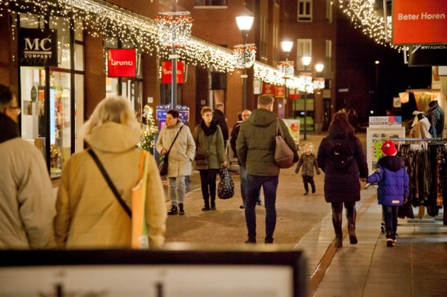 Winkeliers Echt schrappen Christmas Evening Shopping