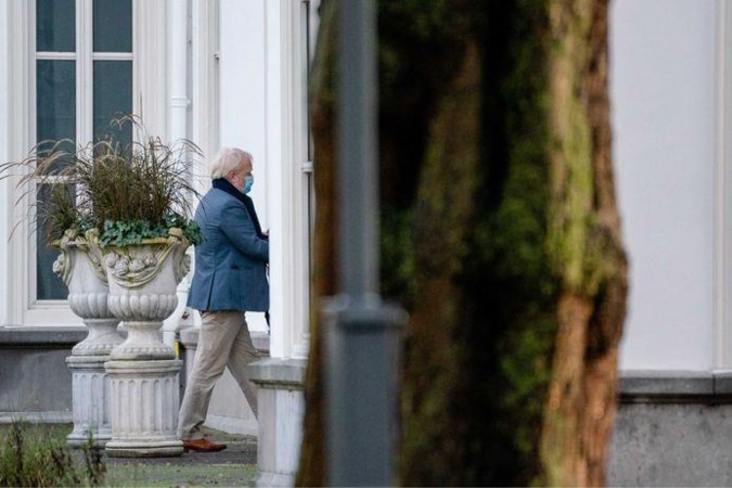 Hoe het kabinet in één week naar totale lockdown greep: ‘Jaap belde Rutte: het gaat niet goed’
