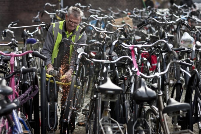 Maastricht pakt de overlast van het wildparkeren van fietsen aan