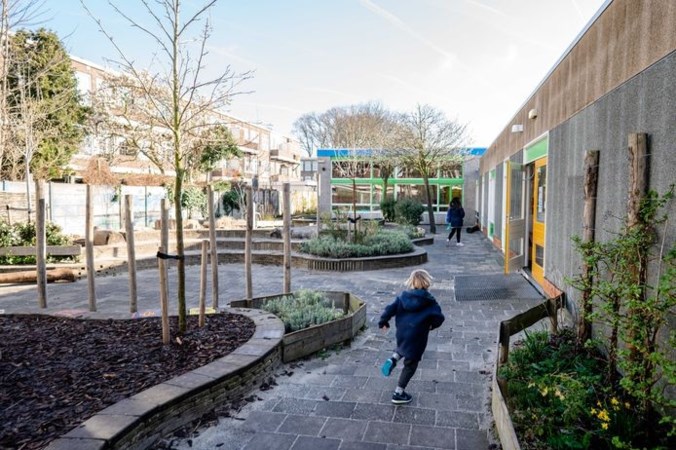 Fors meer kinderen in noodopvang: ‘Dit kan niet de bedoeling zijn’