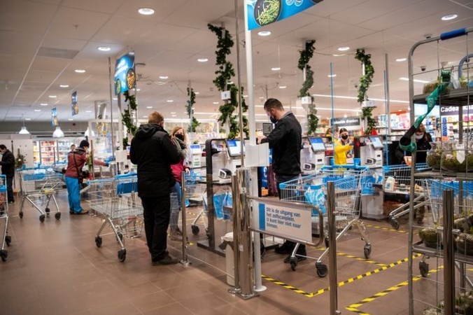 FNV: Sluit alle supermarkten tijdens kerst