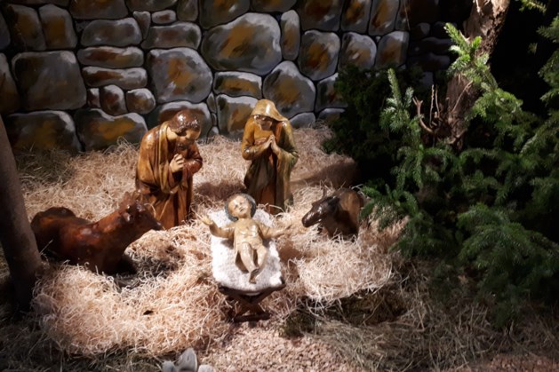 Kerststallen in kerk Overhoven tijdens kerstdagen te bezichtigen 