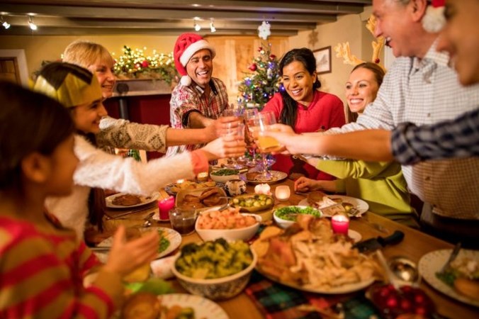 Zo voorkom je kerstkilo’s: ‘Wees niet te streng voor jezelf’
