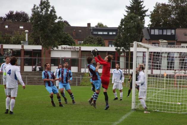 Dennis Voorst blijft trainer FC Landgraaf