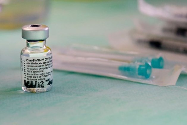 Fout leidt tot overdosis vaccin: Duitse zorgverleners naar ziekenhuis