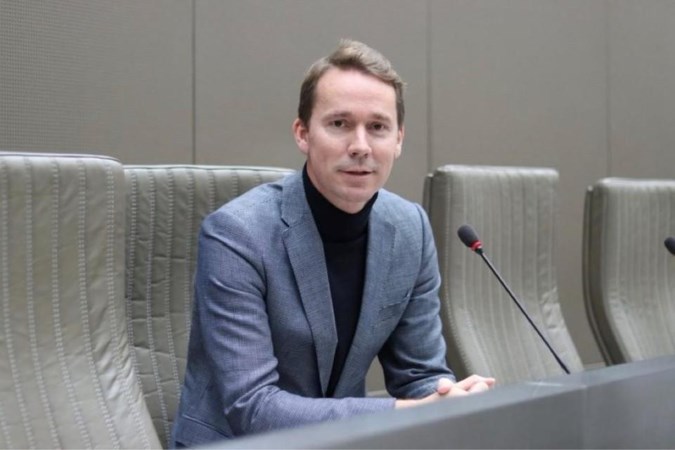 Burgemeester grensgemeente: ‘Test Nederlandse leerlingen in onze scholen op dezelfde manier als Vlaamse’