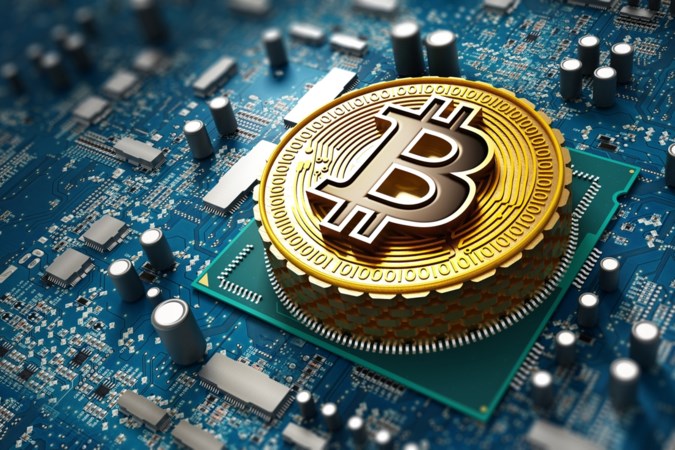 Waarom de koers van de bitcoin nu weer door het dak gaat