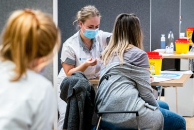 Iedereen aast op vaccin: ‘Voordringen komt door onduidelijke communicatie’