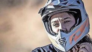 Sluier af, helm op: Saoedische vrouwen willen deelnemen aan Dakar Rally