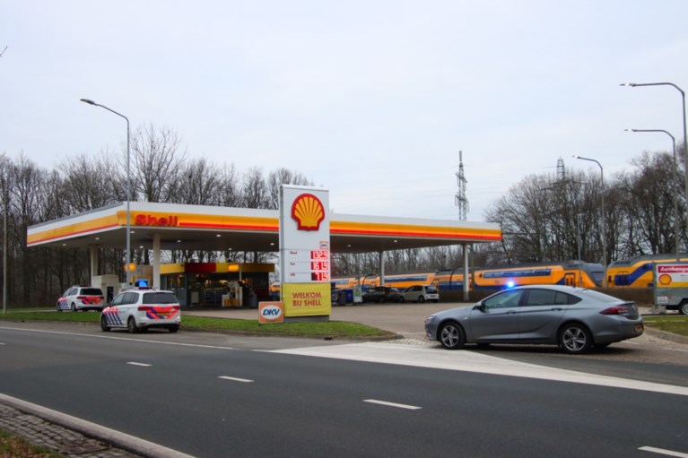 Video: Politie lost waarschuwingsschot bij aanhouding in Blerick