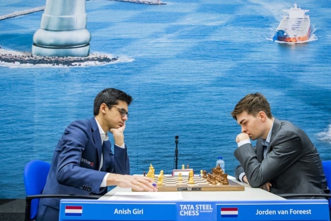 Netflix-serie The Queen’s Gambit helpt schaaksport om van stoffig imago af te komen