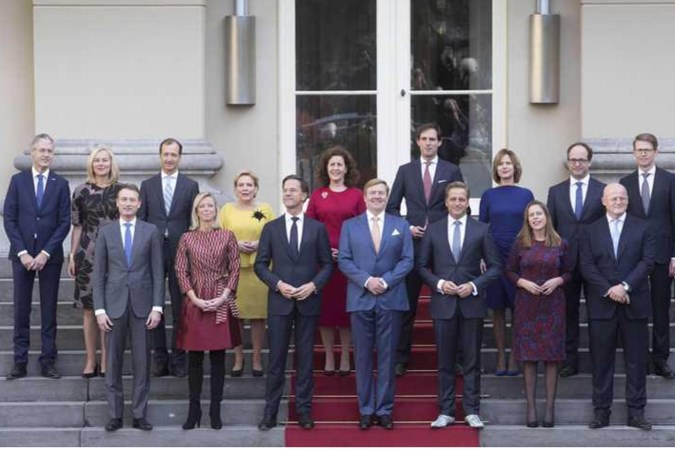 Verstandshuwelijk van vier partijen sneuvelt in zicht van de haven