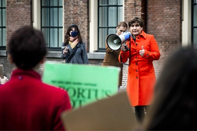 Lilianne Ploumen: de dochter van de melkboer schopte het tot excellentie