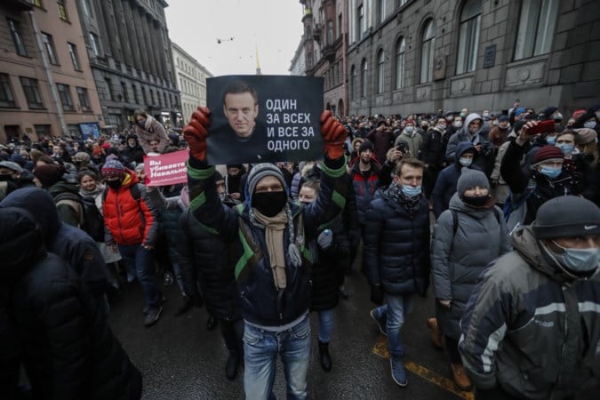 Rusland slaat protesten tegen president Vladimir Poetin neer