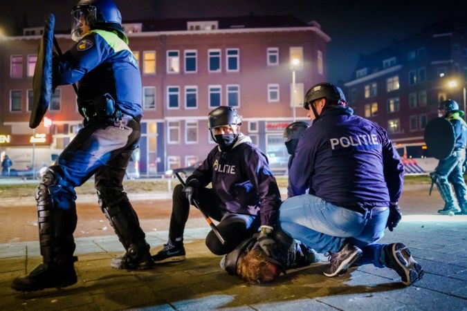 Europa kijkt met argusogen naar coronarellen: ‘Waait dit over naar ons?’