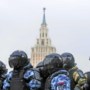 Russen klagen over politiegeweld: een geperforeerde long, drie gebroken ribben en afgebroken tand