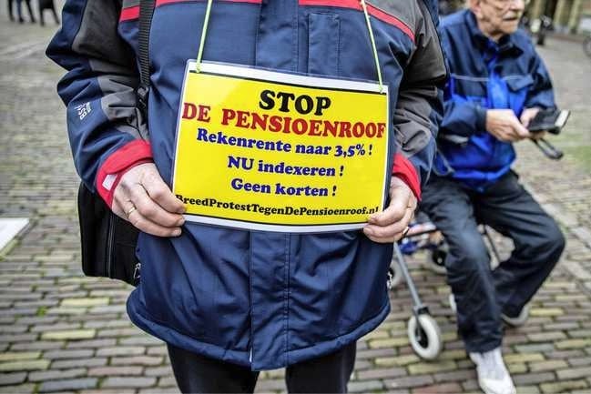 Bonden slaan alarm om pensioenen: snel regels versoepelen én meer AOW