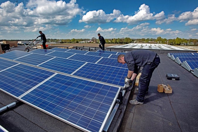 Zonnepanelen op daken? Verhoogd brandrisico en hogere schadelasten