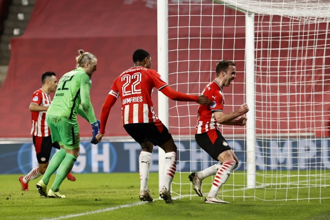Götze en Malen herstellen als invallers schade bij PSV, maar coach Schmidt is overtuigd van gelijk