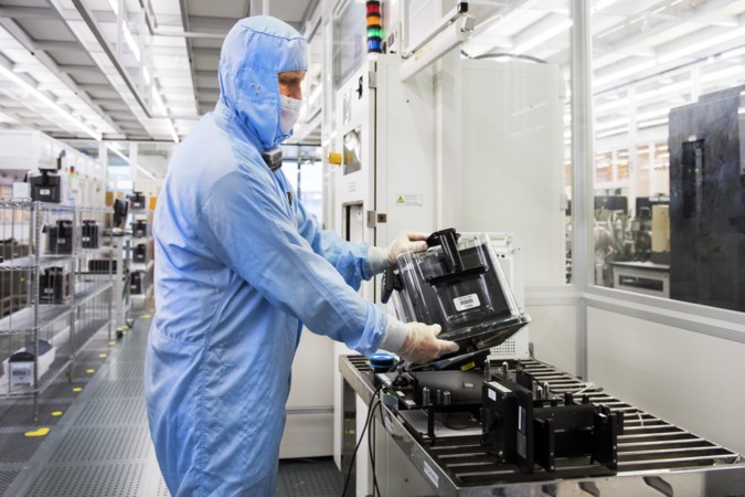 De auto-industrie snakt naar chips. Hoe kun je de productie opvoeren?