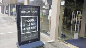 Winkels Klazienaveen na uurtje weer dicht: ’Politiek nu aan zet’