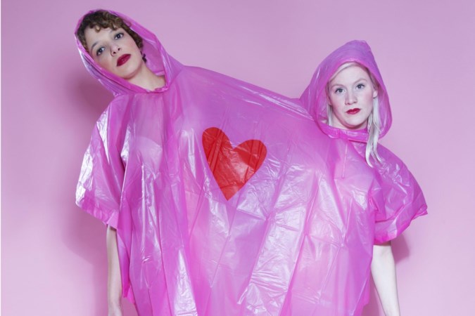 Cabaretduo Vlamousse wil met humor racisme en seksisme bespreekbaar maken: ‘We laten ons de mond niet snoeren’
