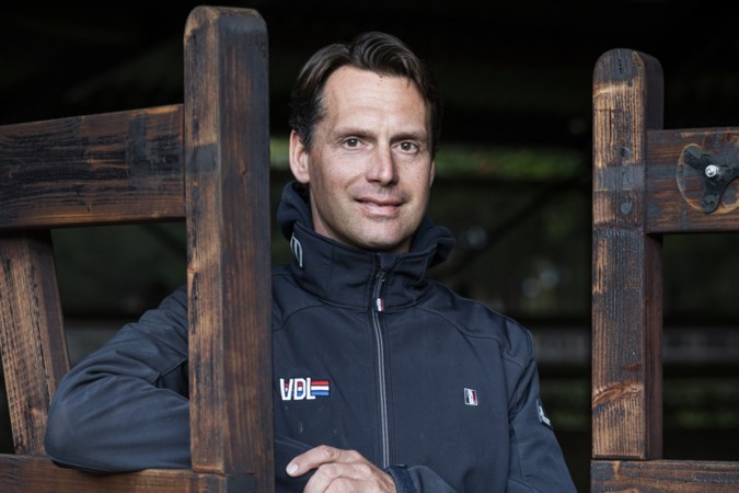 Springruiter Van Asten over dodelijk virus en afgelastingen: ‘Route naar Spelen wordt steeds moeilijker en korter’