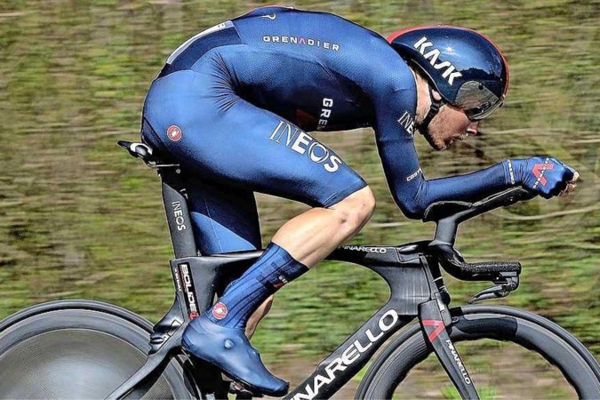 Nu de toekomst van ’s lands beste uurwerkspecialist Tom Dumoulin ongewis is, hoopt Dylan van Baarle stilletjes op ‘Tokio’ als tijdrijder
