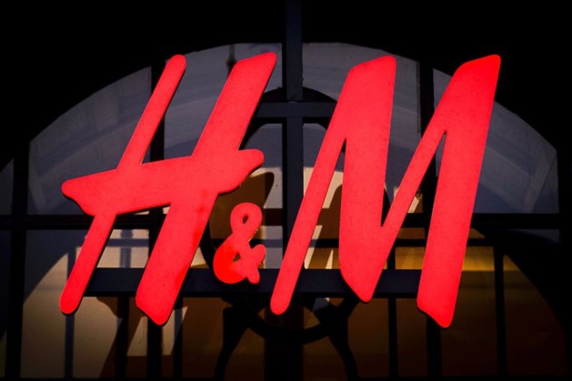 Klanten vanaf vrijdag op afspraak weer welkom bij H&M
