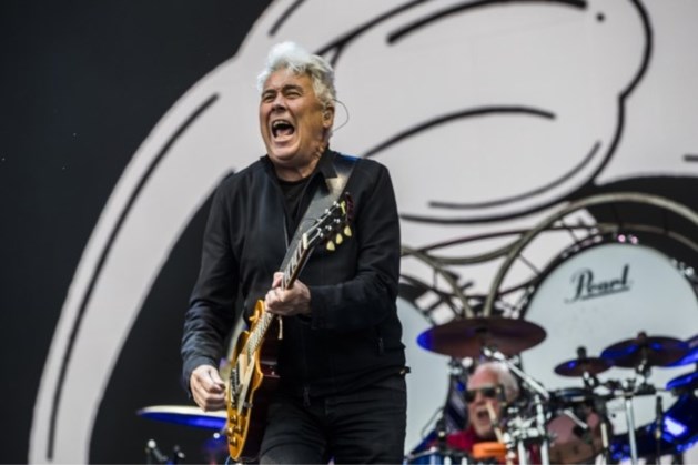 Beiaardier speelt Golden Earring-hit Radar Love op carillon ... - De Limburger