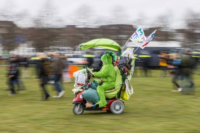Commentaar: Het vertrouwen in de mensen die we kennen, is in zeer grote mate bepalend voor ons geluksgevoel